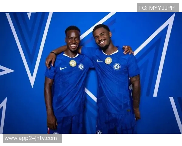 吉滕斯表现不佳引发热议5600万转会费6场比赛颗粒无收