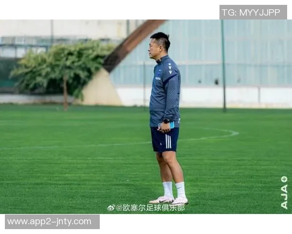 阎相闯感谢欧塞尔的教诲承诺将学以致用回馈中国